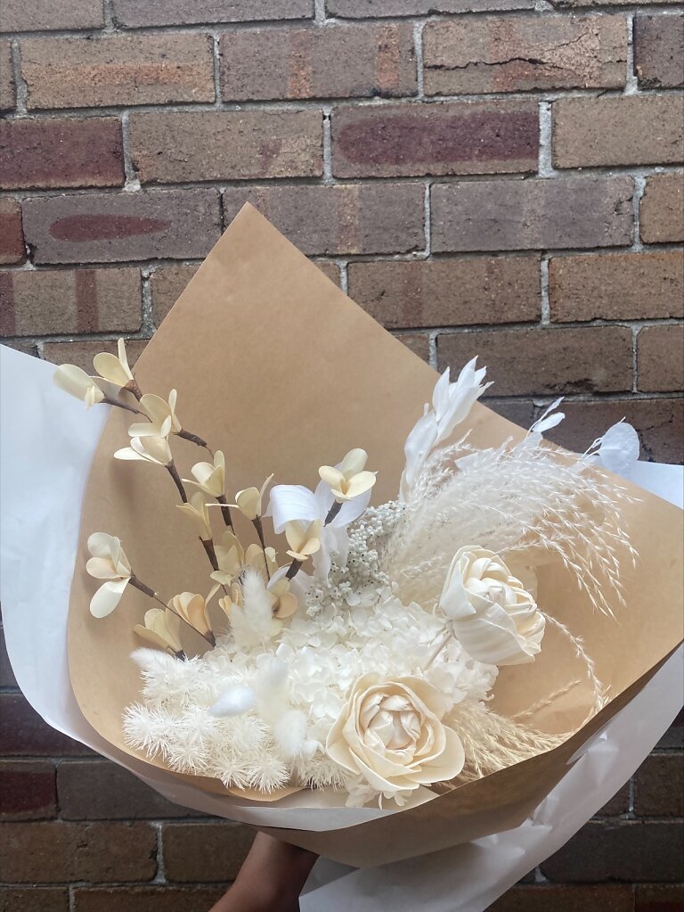 Preserved & Dried Flowers